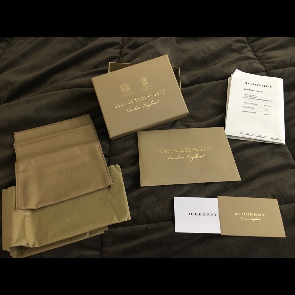 Burberry Wallet Box